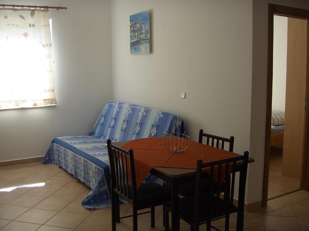 Apartments Ana Vir Room photo